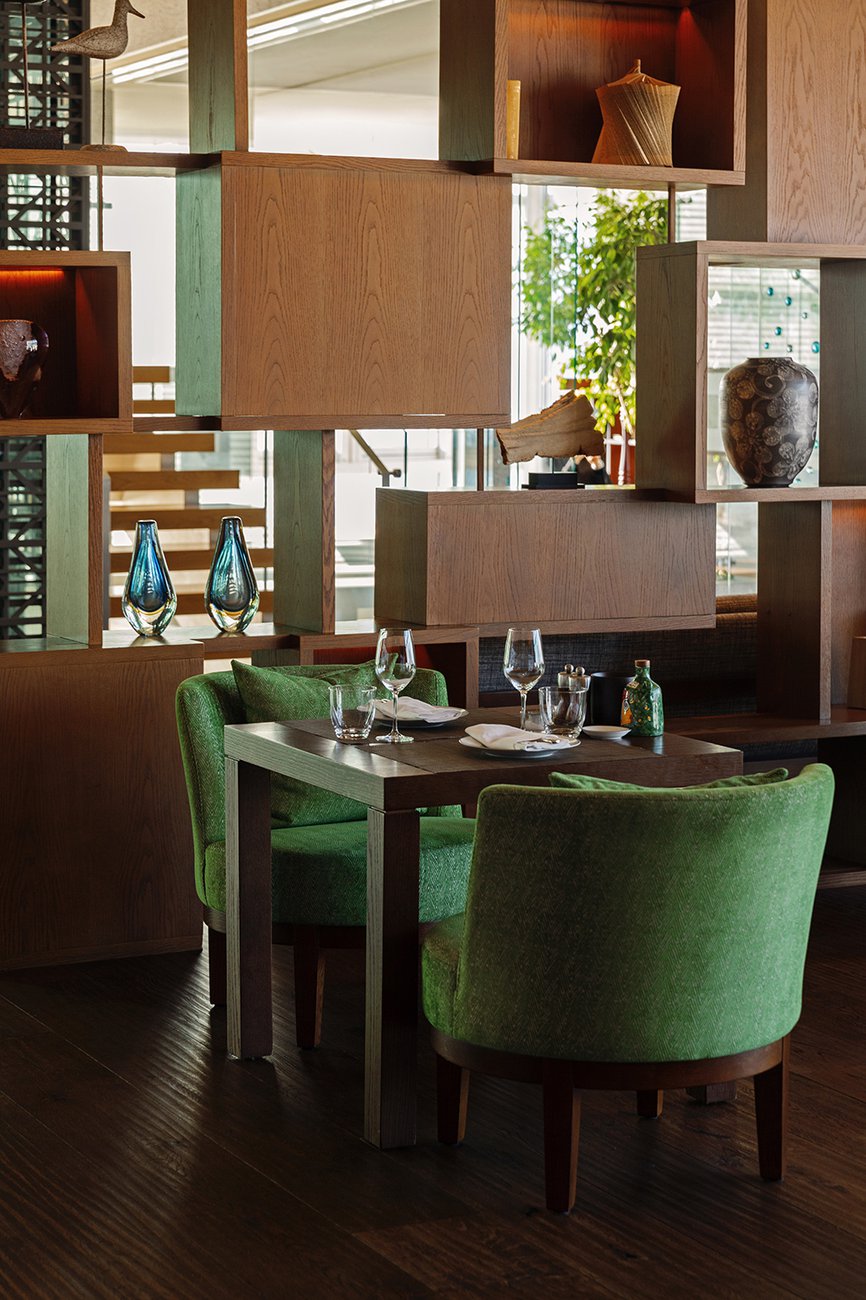 Park Hyatt Busan Italian Restaurant Living Room Green 파크 하얏트 부산 이탈리안 레스토랑 리빙룸