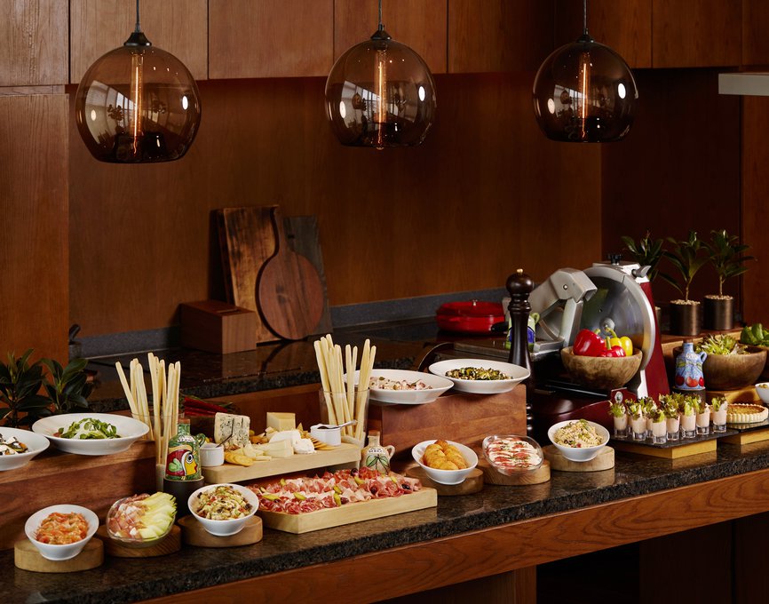 Park Hyatt Busan Living Room Italian Appetizer Buffet 파크 하얏트 부산 리빙룸 이탈리안 애피타이저 뷔페