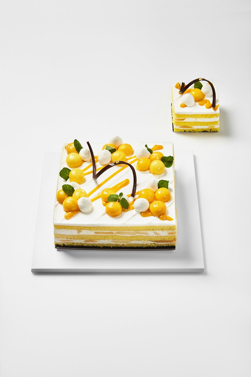 Park Hyatt Busan Patisserie Mango Short Cake 파크 하얏트 부산 파티세리 망고 쇼트 케이크